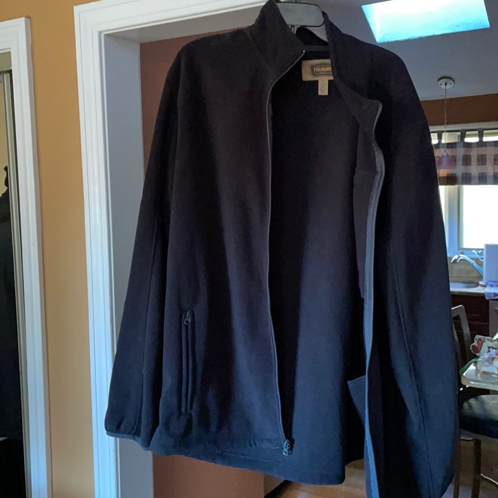 Men’s fleece zip up